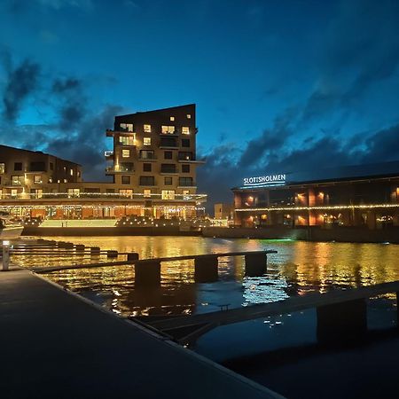 Slottsholmen Hotell Och Restaurang 韦斯特维克 外观 照片