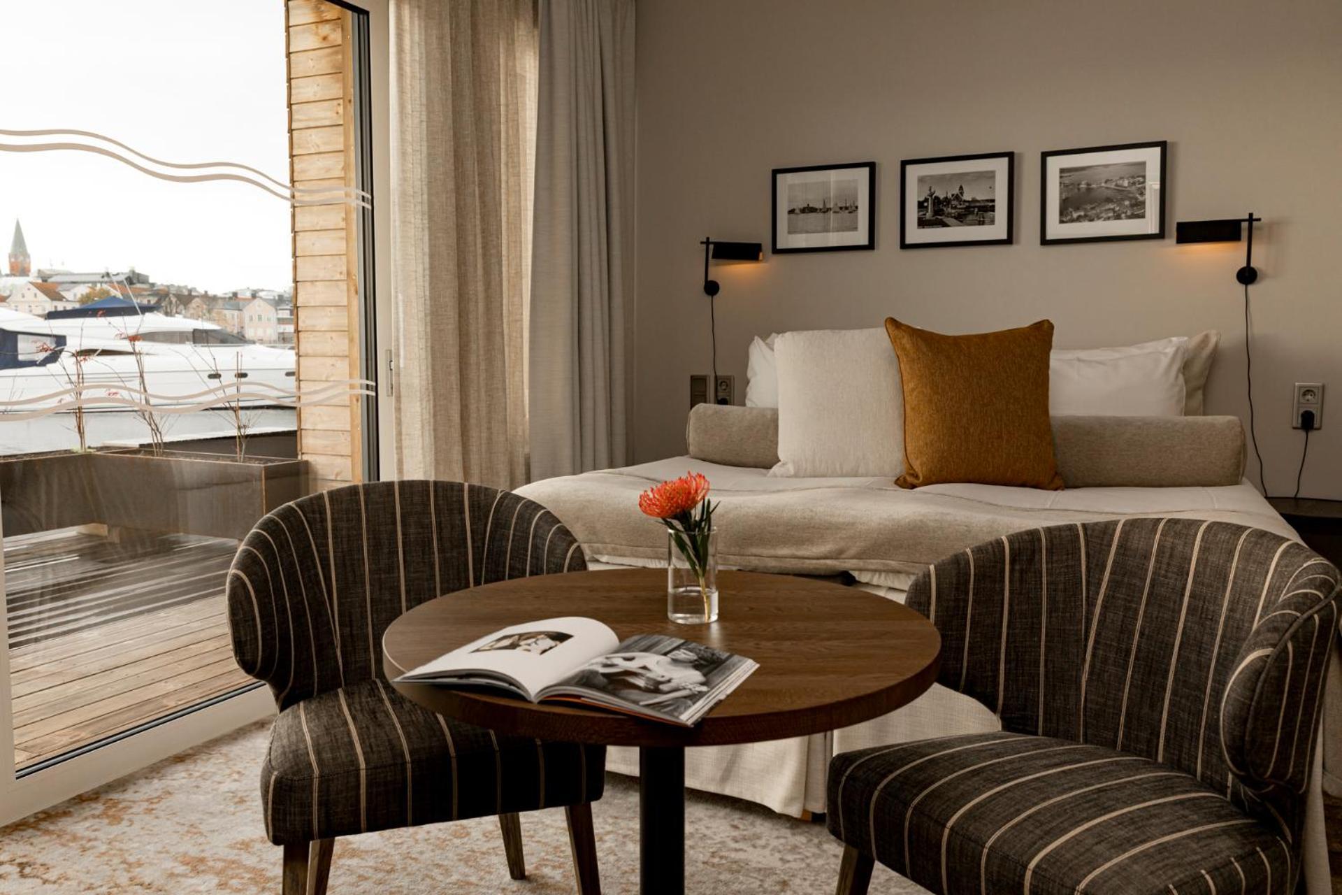 Slottsholmen Hotell Och Restaurang 韦斯特维克 外观 照片