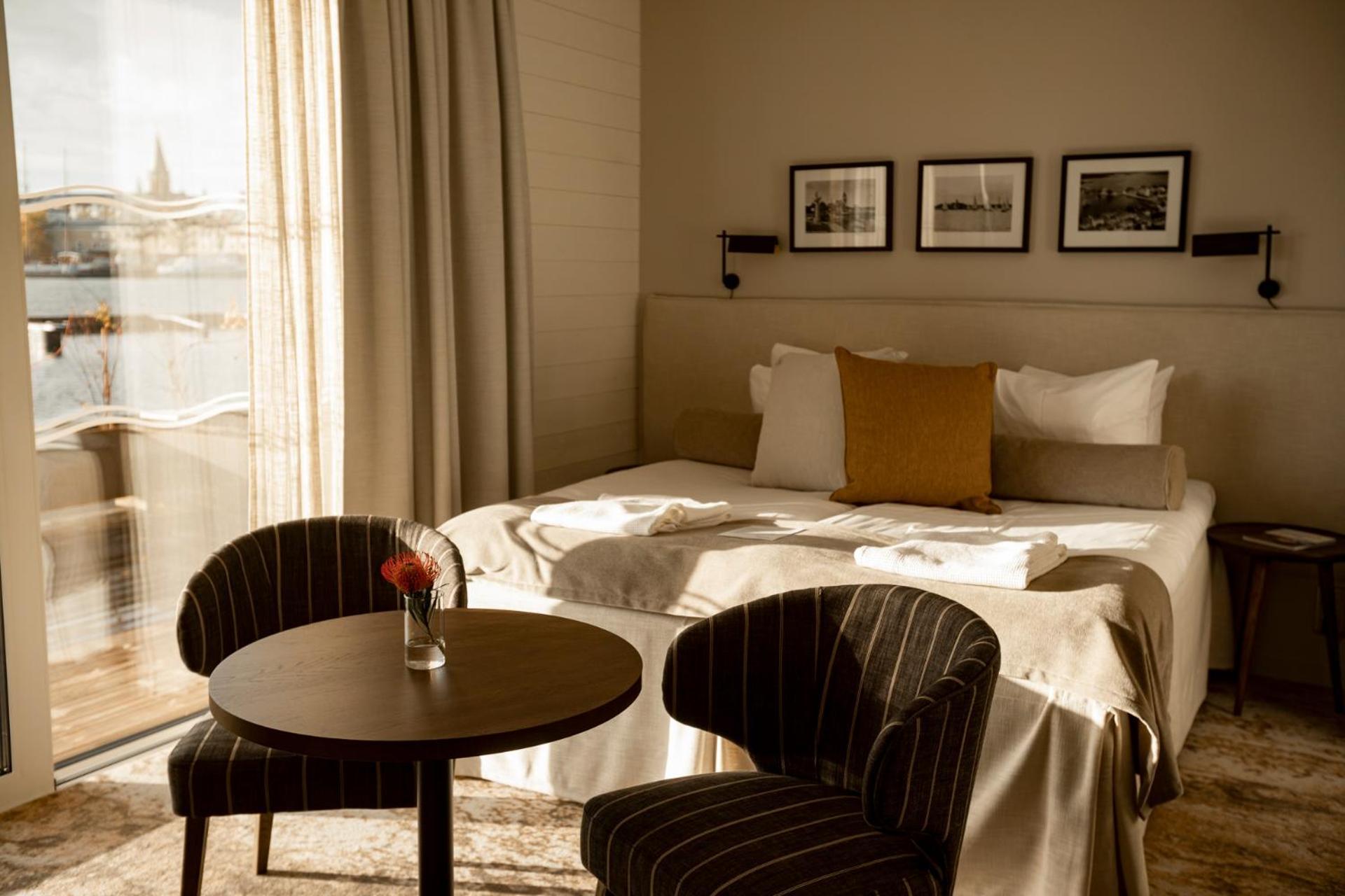 Slottsholmen Hotell Och Restaurang 韦斯特维克 外观 照片