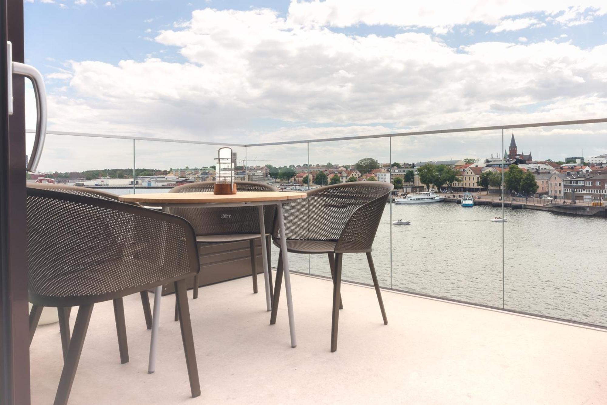 Slottsholmen Hotell Och Restaurang 韦斯特维克 外观 照片