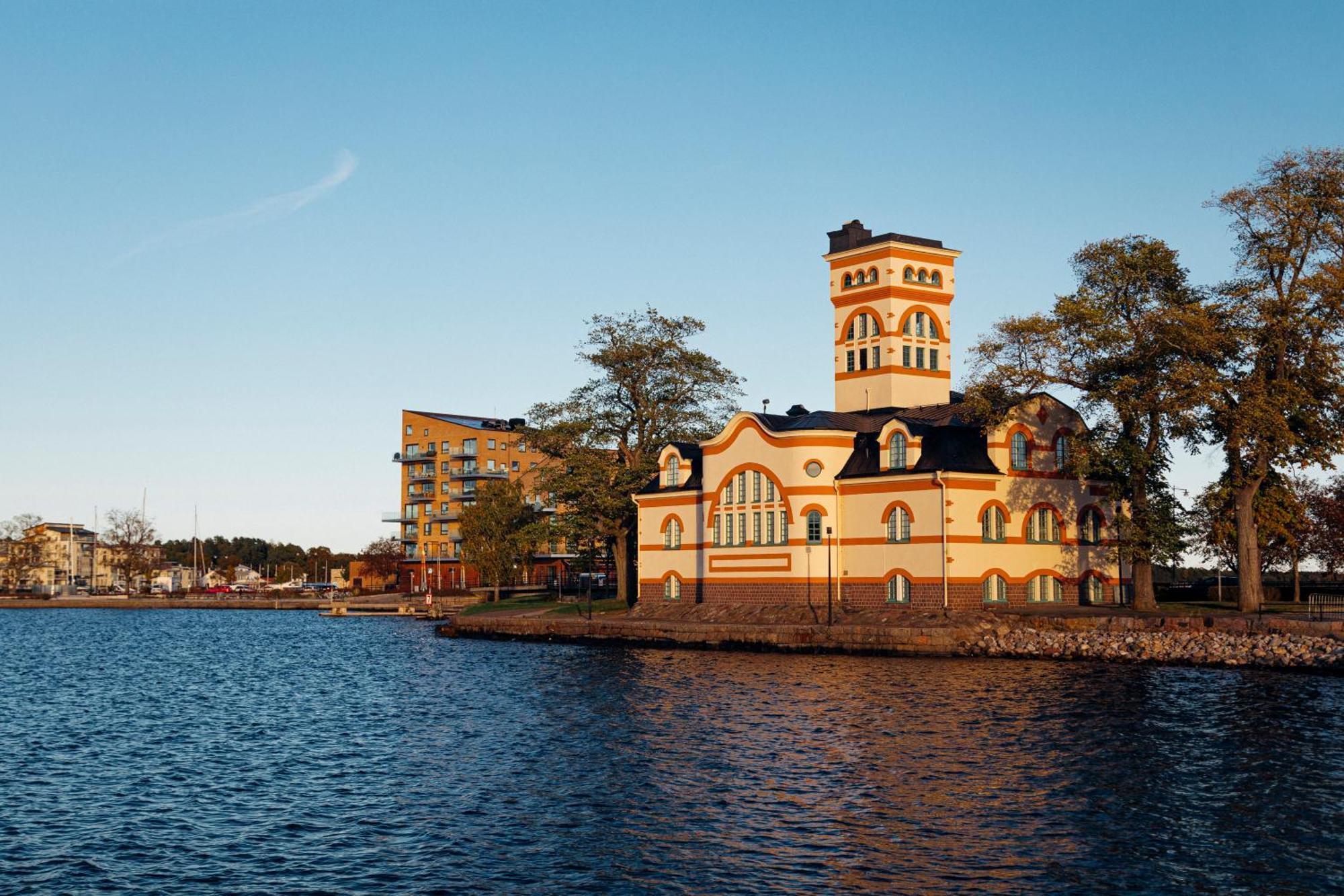 Slottsholmen Hotell Och Restaurang 韦斯特维克 外观 照片