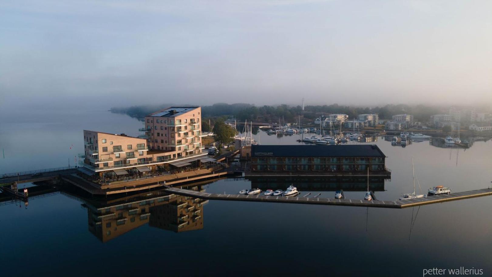 Slottsholmen Hotell Och Restaurang 韦斯特维克 外观 照片